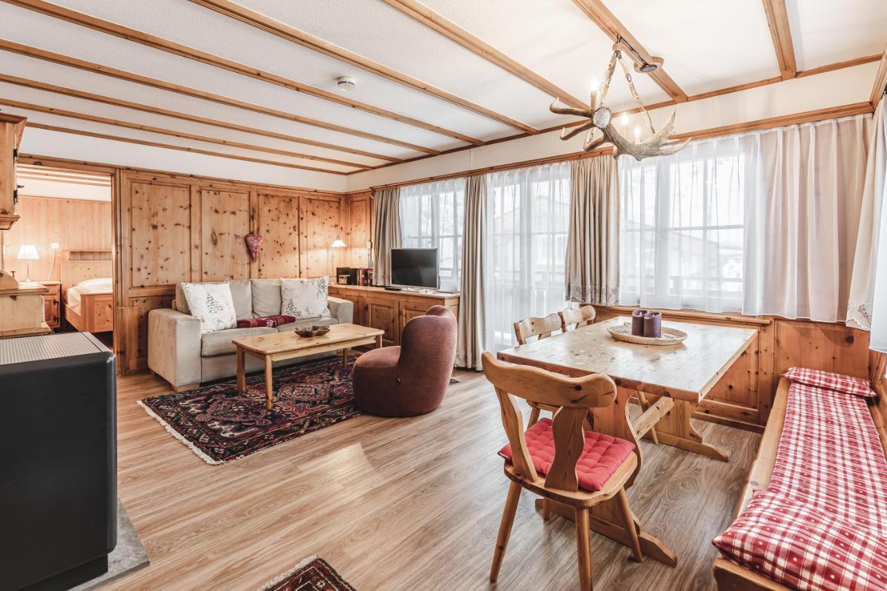 Chalet Sunna Hoeckli - Pistennah Und Ruhig Mit Panoramablick Apartment Arosa Luaran gambar